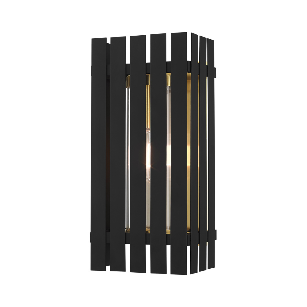 1 Lt Black Outdoor Wall Lantern