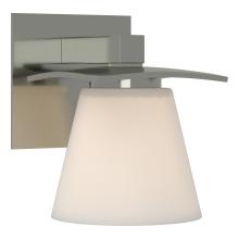 Hubbardton Forge 206601-SKT-85-GG0242 - Wren 1 Light Sconce