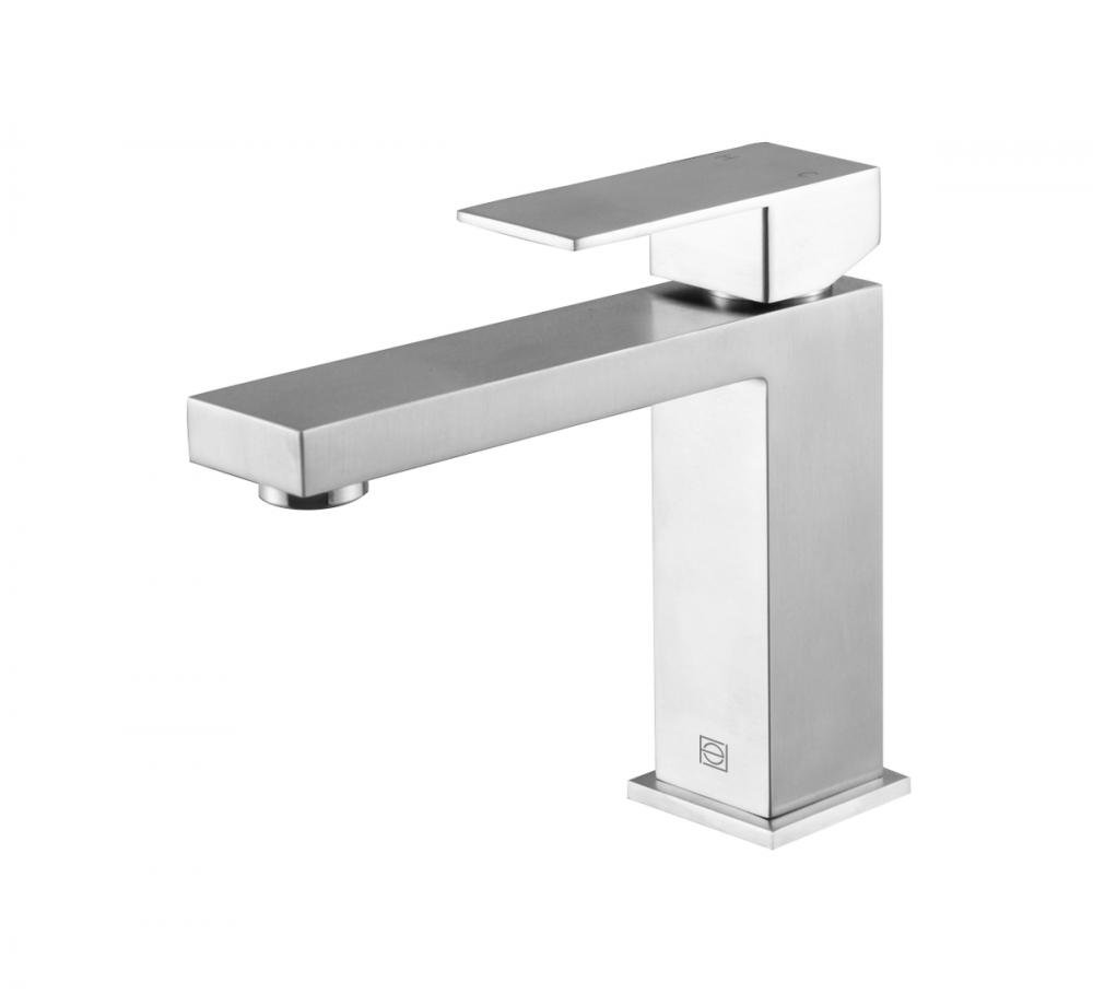 Jakob Single Hole Single Handle Bathroom Faucet in Brushed Nickel